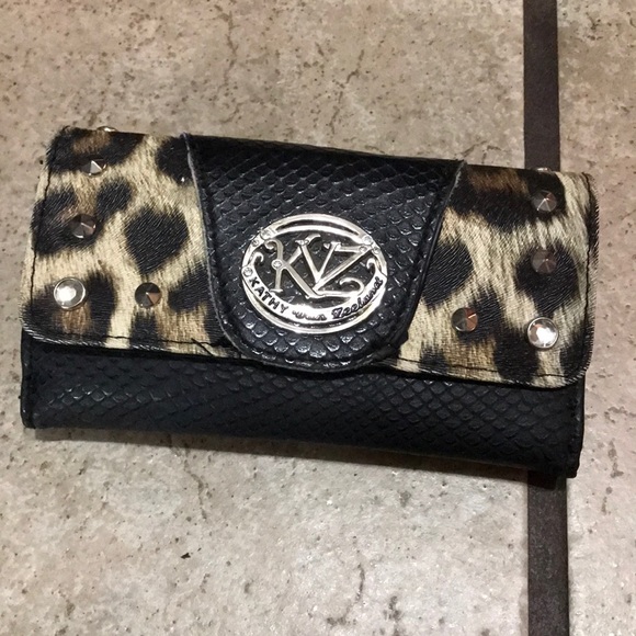 NEW UPDATED INFO!!KATHY VAN ZEELLAND PURSE/WALLET - Picture 4 of 8